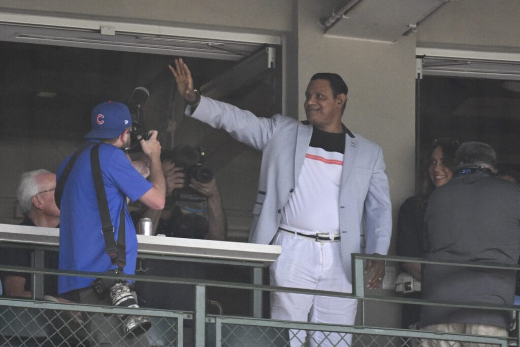 Sammy Sosa returns to Wrigley for the first time in 21 years