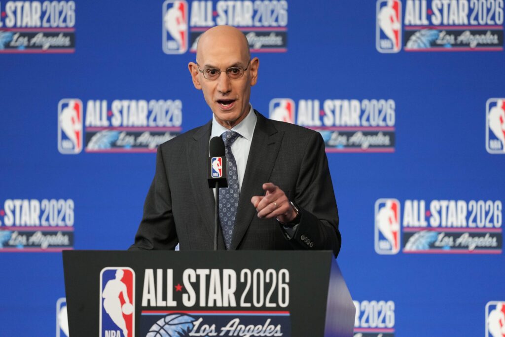 Vote now in our NBA fan survey! What do you really feel about tanking, referees, and more?